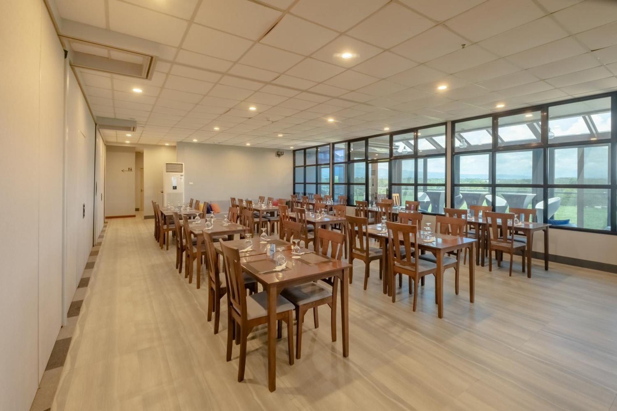 Kekehyu Business Hotel Valencia  Luaran gambar