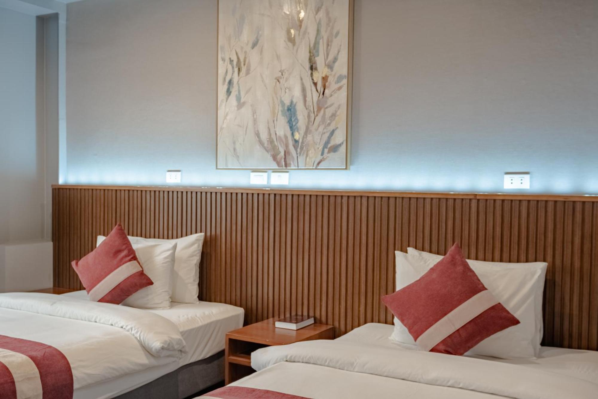 Kekehyu Business Hotel Valencia  Luaran gambar