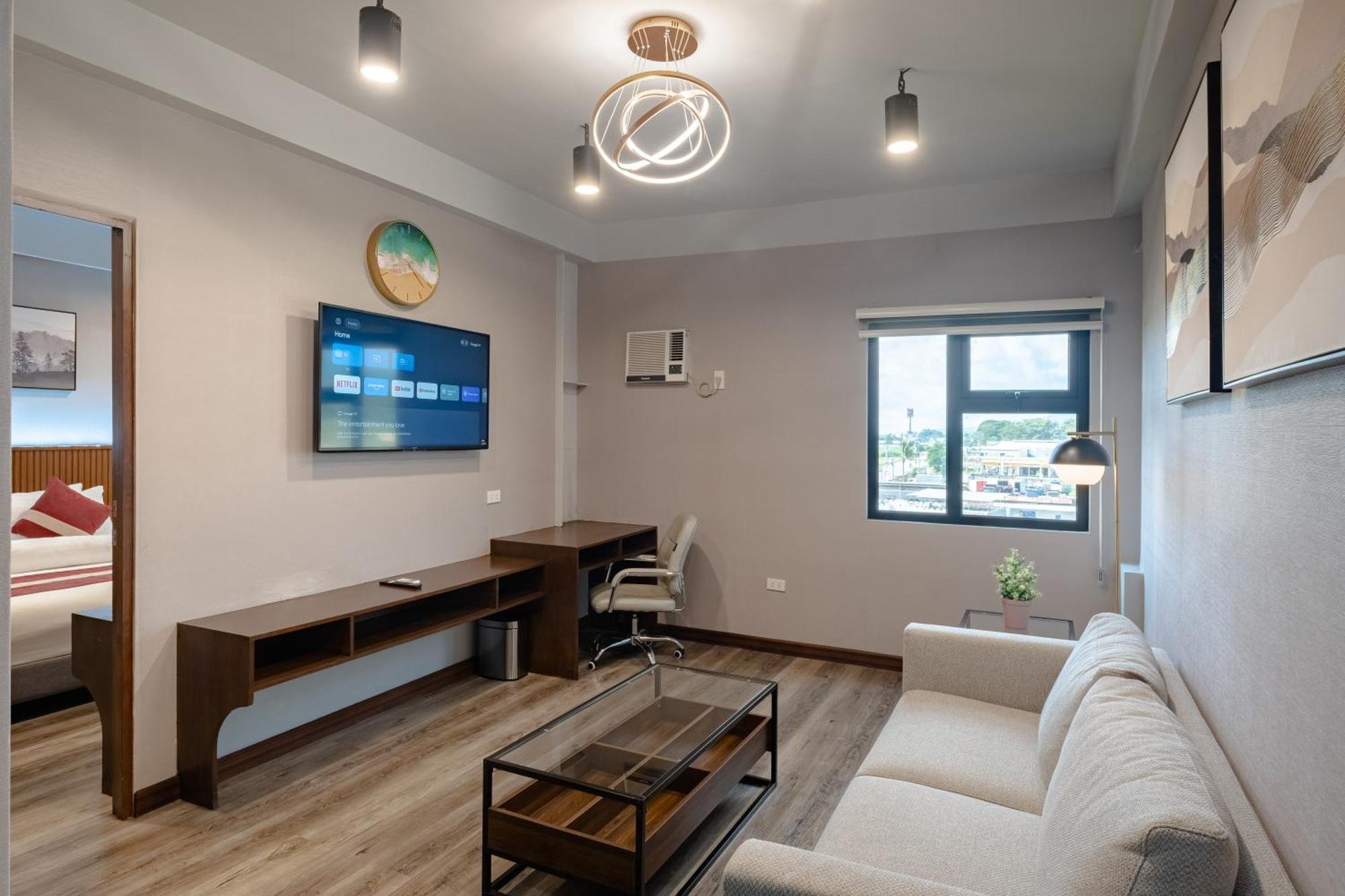 Kekehyu Business Hotel Valencia  Luaran gambar